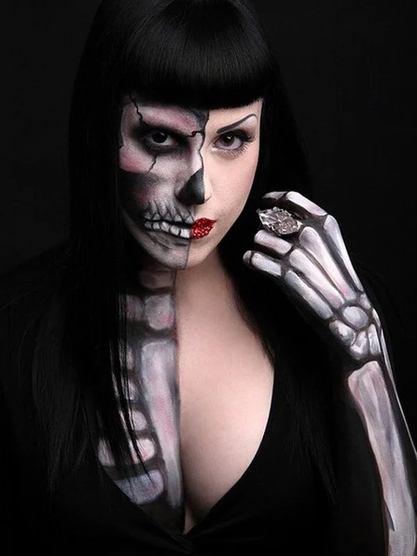 Halloween makeup skull