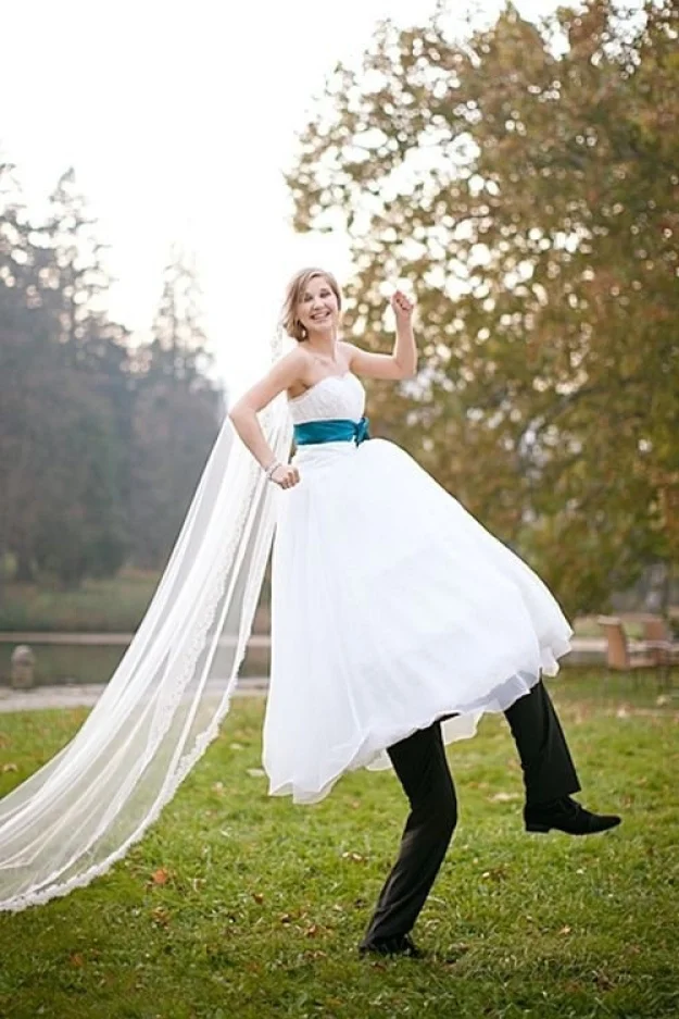 Fun Wedding Photo Ideas