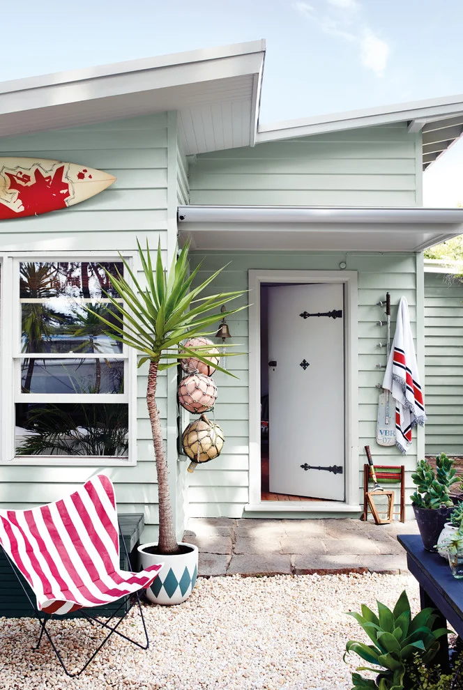 Beach Style Exterior Design