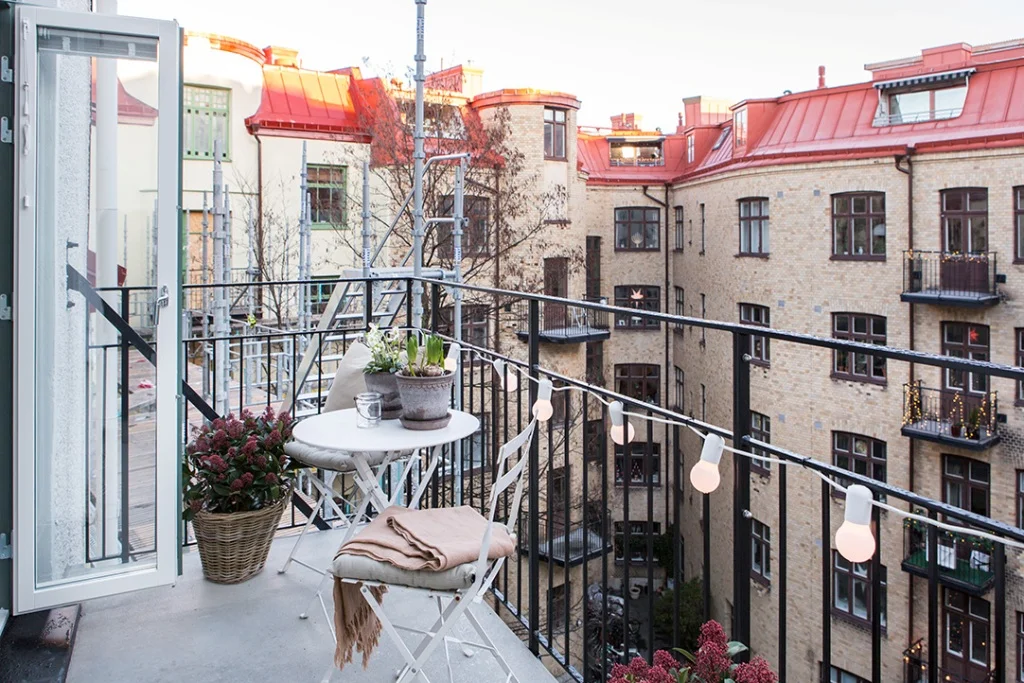 Bedroom balcony small round table