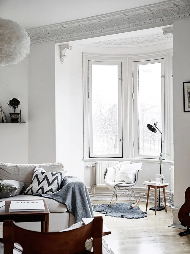 Old Charming Apartment With Scandinavian Style Decor