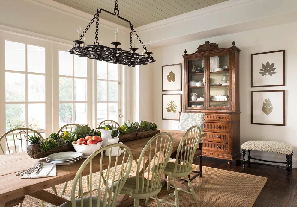 Dining Room Simple Interior Design