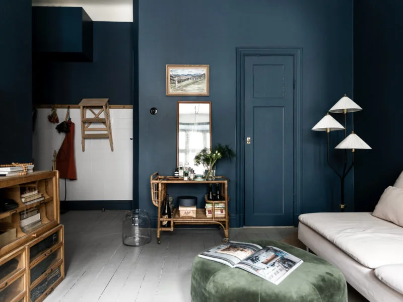 Fantastic Apartment In Sweden With Shades Of Dark Blue Interiors