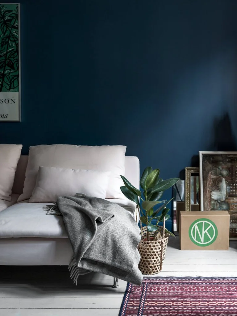 Inspired by dark blue interiors decoration