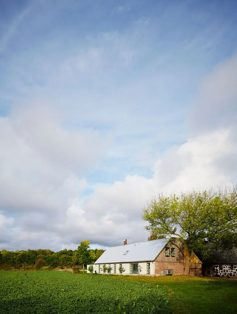 Open Space Decorated Farmhouse Style By Pella Hedeby