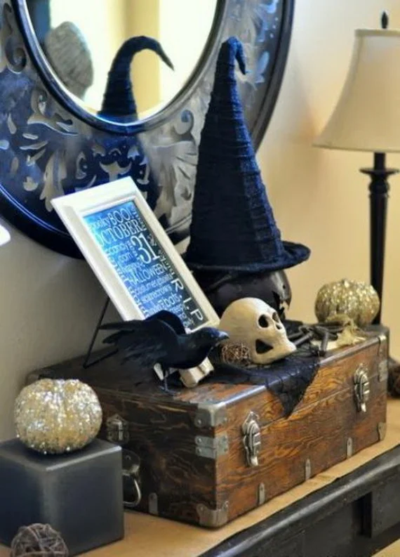 Cute Cozy Rustic Fall Halloween Decor Ideas