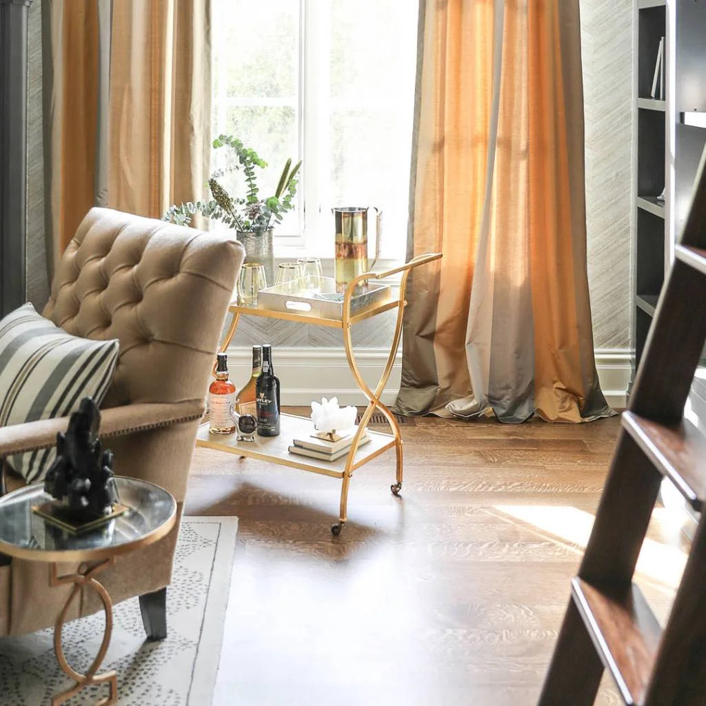 Living Room Corner Bar Table