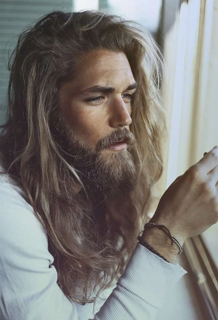 Rough Long Hairstyle For Thick Hair