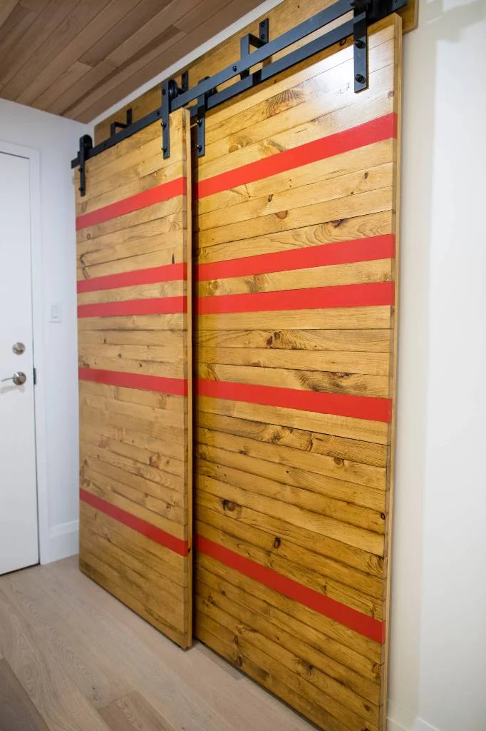 Sliding Door
