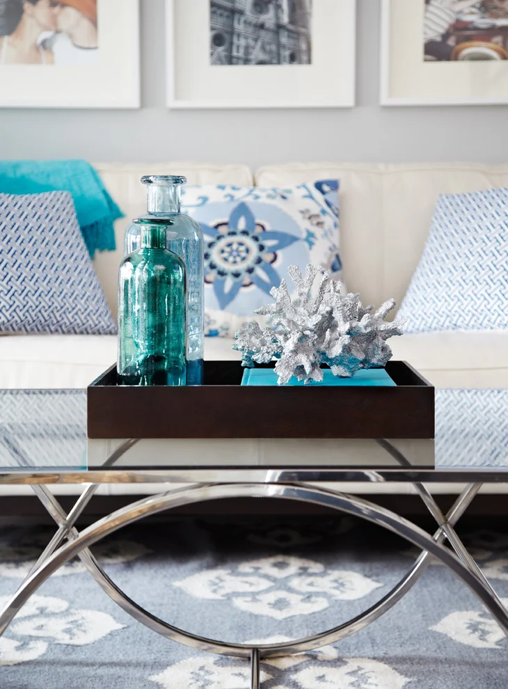 decorate coffee table with glass bottle