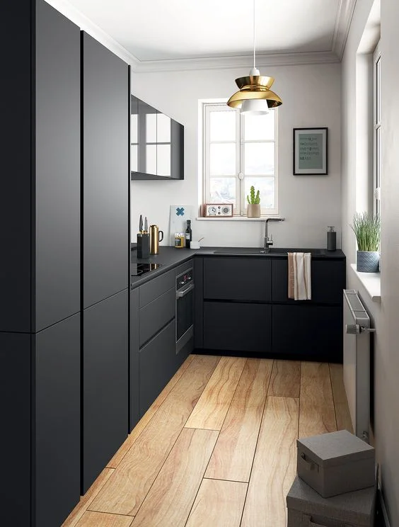 Black Look Semi-Open Kitchen