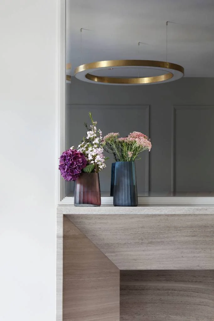 Small Flower Pot on Mantel Decoration