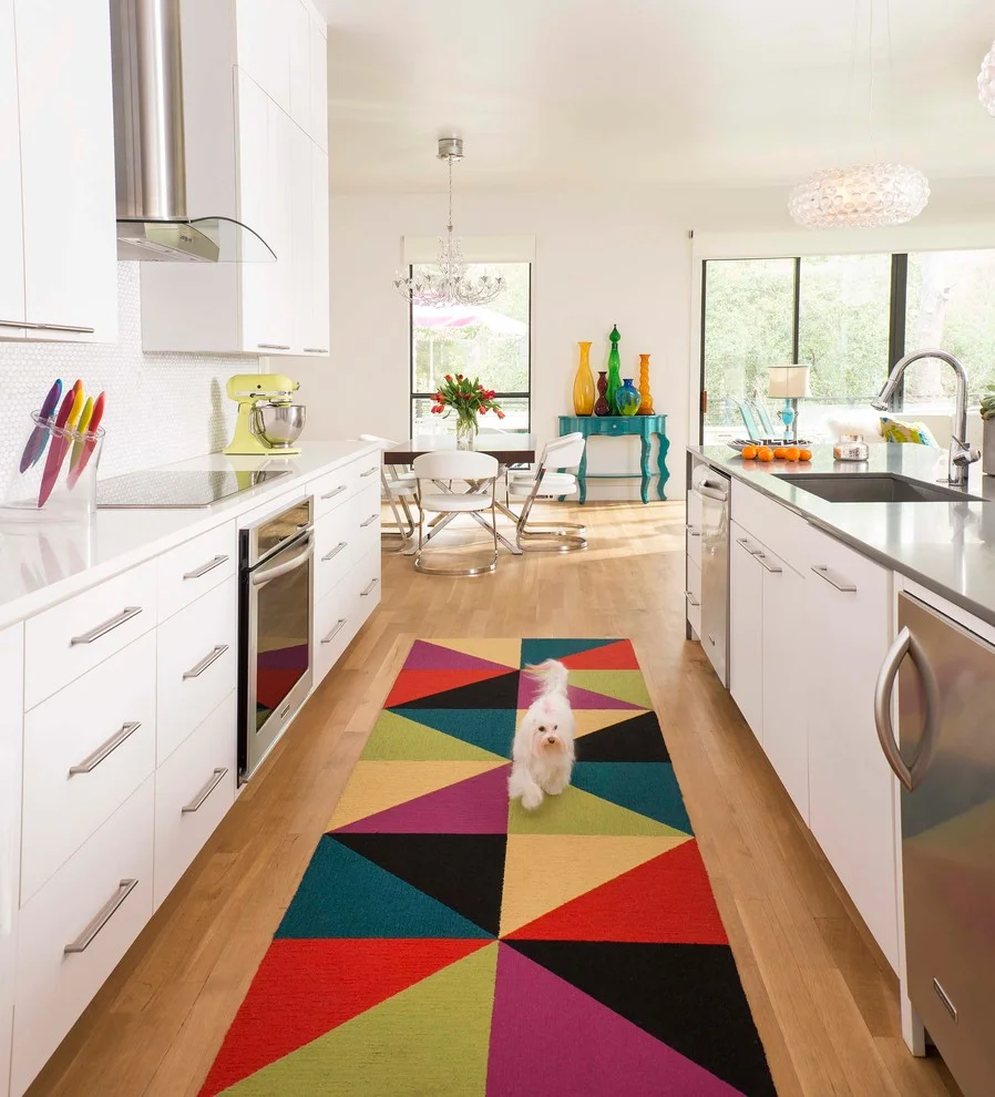 Sophisticated Design With Colorful Rug