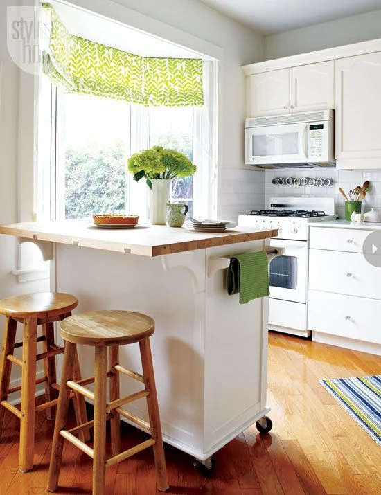 Custom Mobile Kitchen Island With Stools