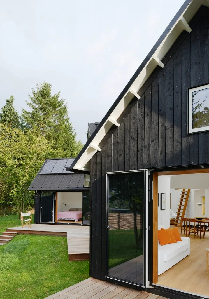 Modern Black House Exterior Design