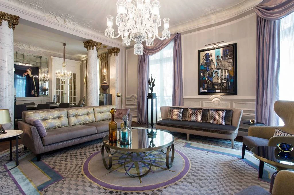 Transitional Living Room