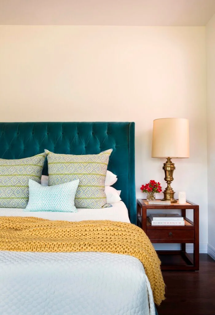 Minimalist Decor Style Bedroom