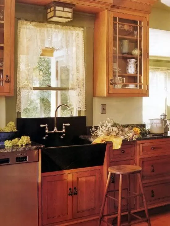 Lace Curtains Country Kitchen