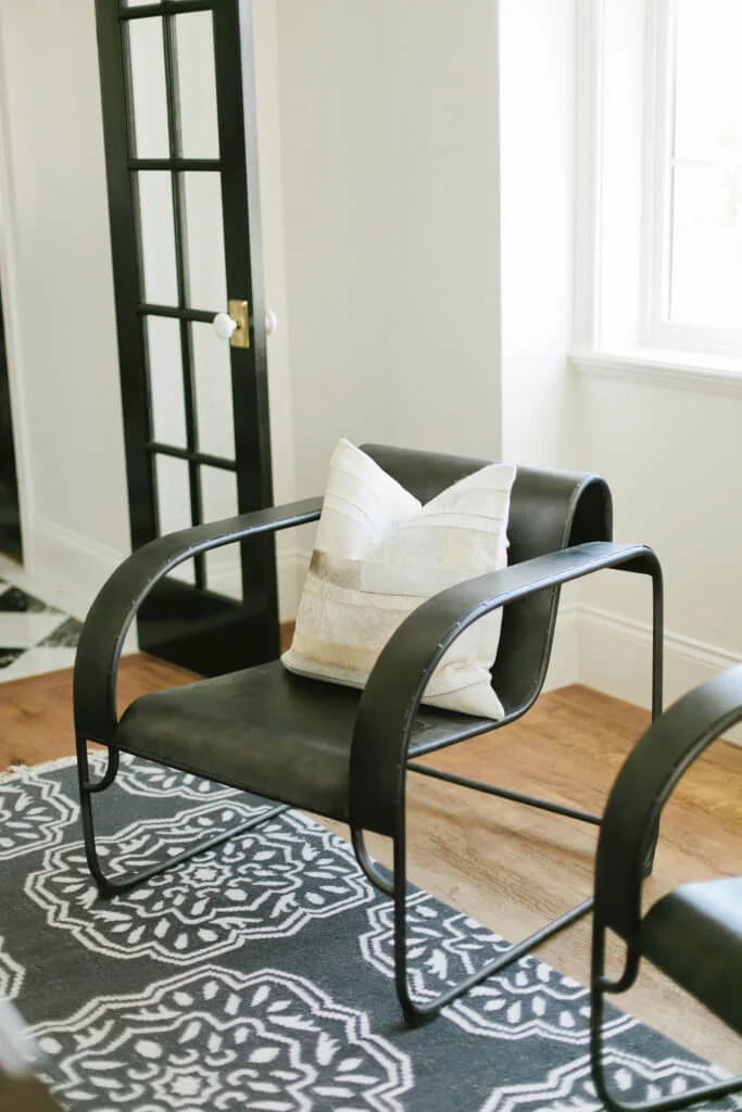 1930s waterfall chair black