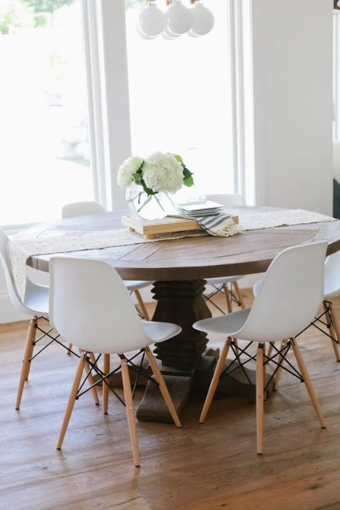 eames chair breakfast