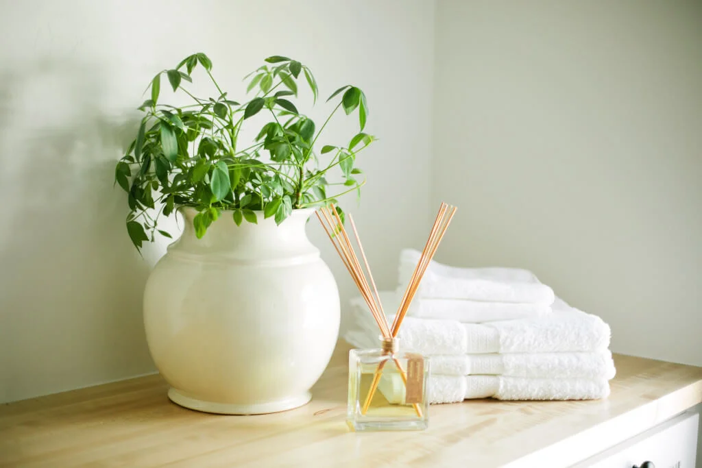 laundry table decor