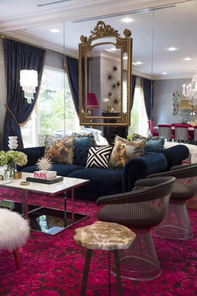 grand Hollywood style living room