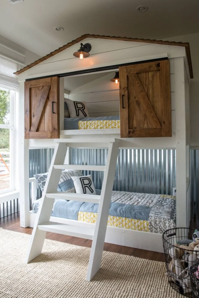 tree house style alcove bed
