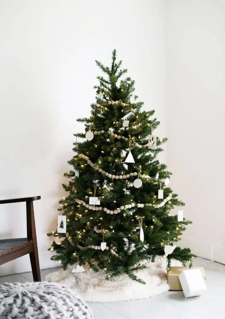 wooden garlands and clay ornaments tree