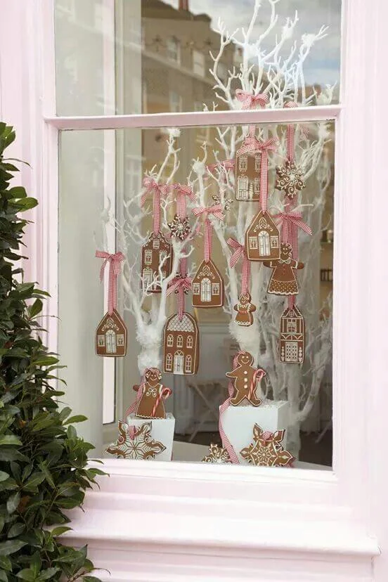 Creative Gingerbread Christmas Decor