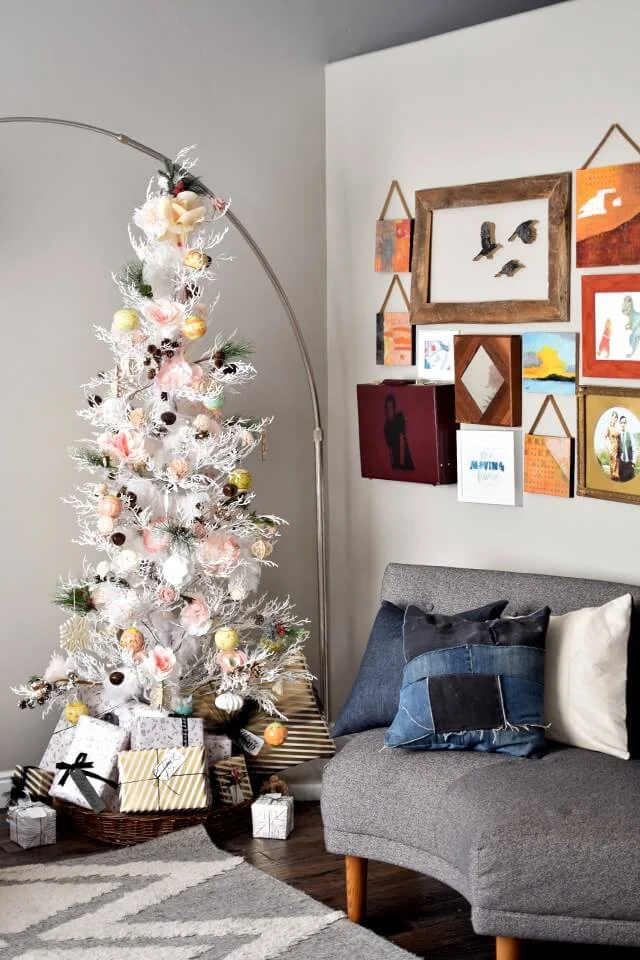 DIY Paper Ornaments Minimalist Tree