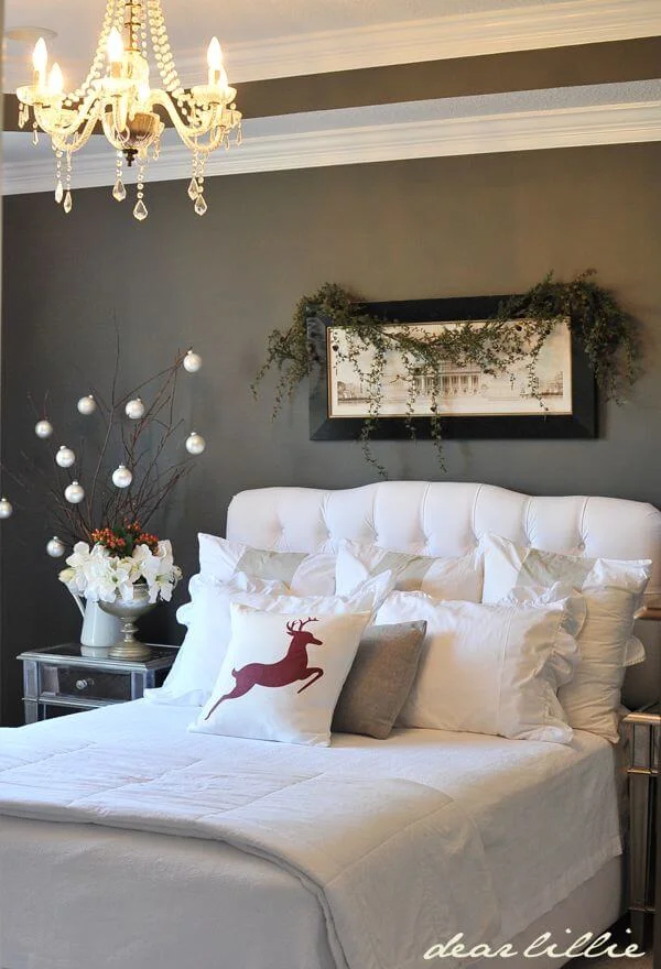 Elegant Christmas Bedroom Decor