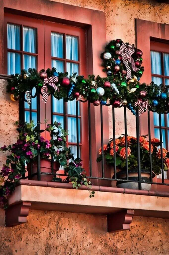 Festive Christmas Decoration For Balcony