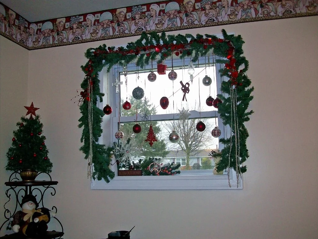 Glittering Window Christmas Decor