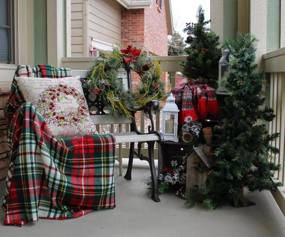 Scandinavian Christmas Balcony Decor