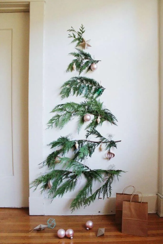 Small Space Minimalist Christmas Decor