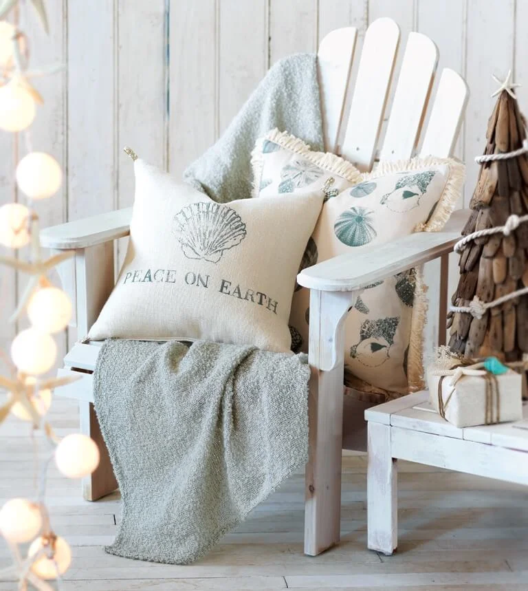 Beach Style Christmas Patio Decor