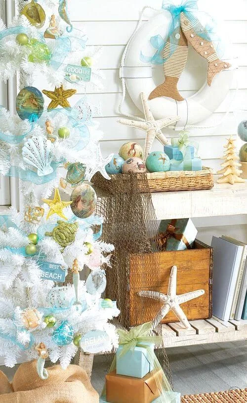 Creative Front Porch Christmas Wreath