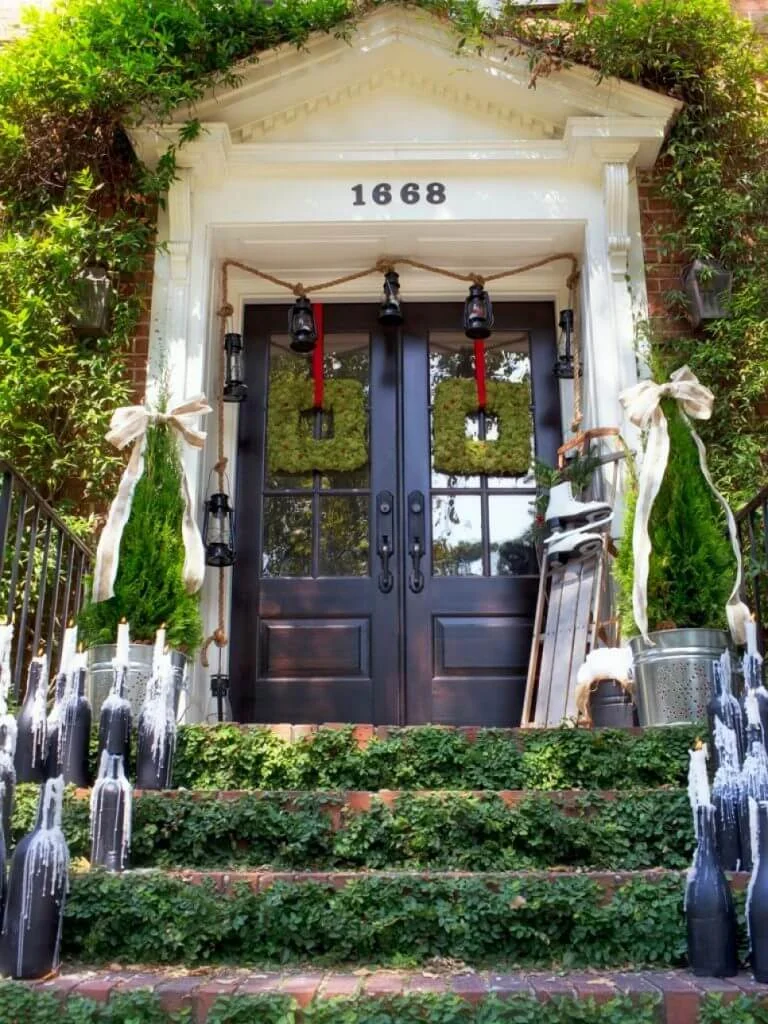Lantern Garland Christmas Porch Decor