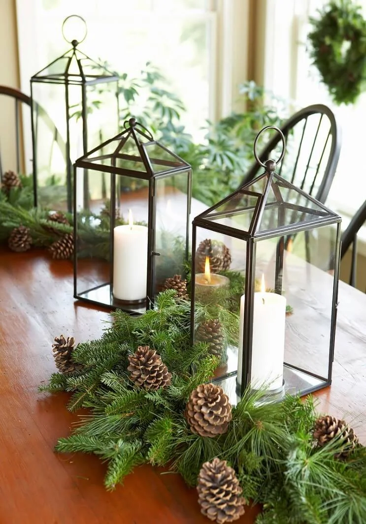Scandinavian Minimal Christmas Table Centerpiece