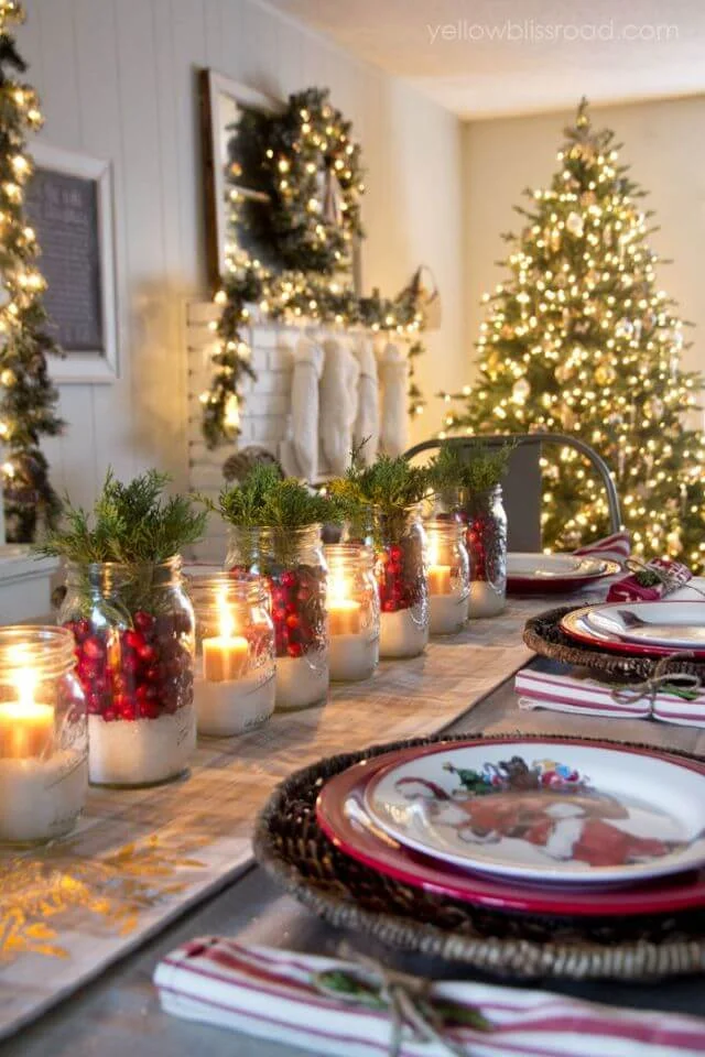 Simple Rustic Christmas Table Settings