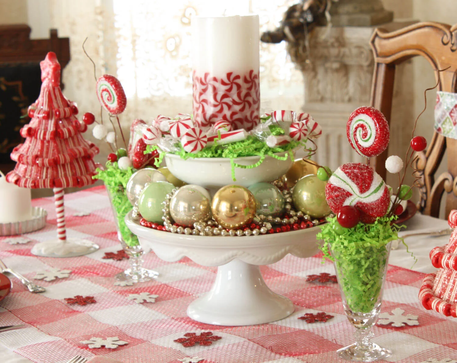 Whimsical Christmas Dinner Table Decor