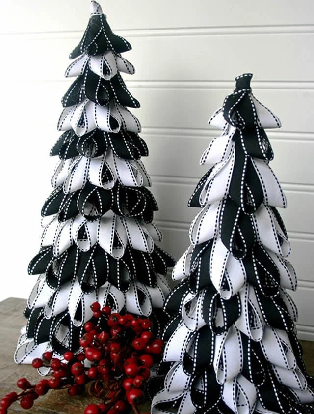 Christmas Ribbon Mini Trees