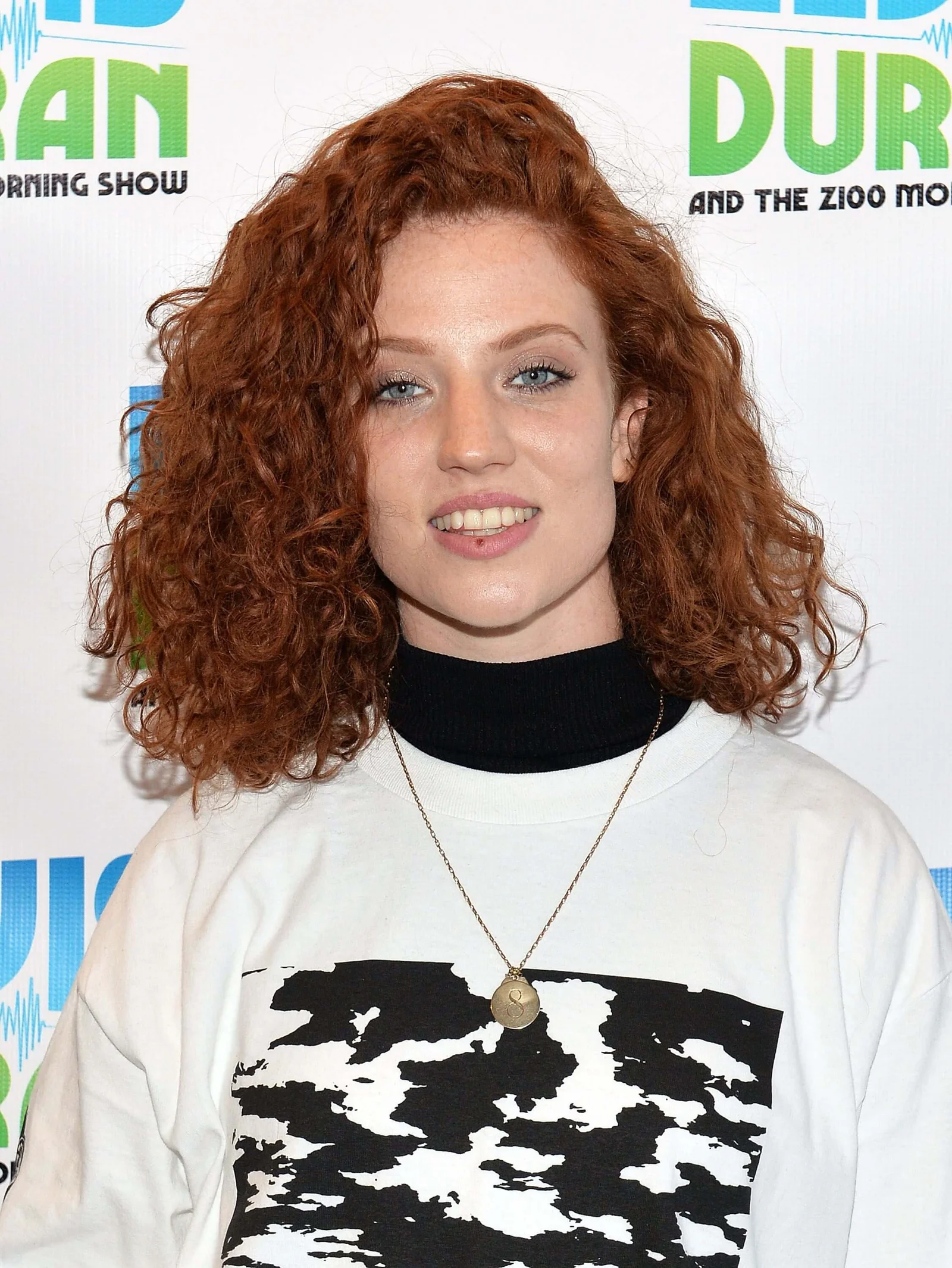 Curly Hairstyles For Medium Hair