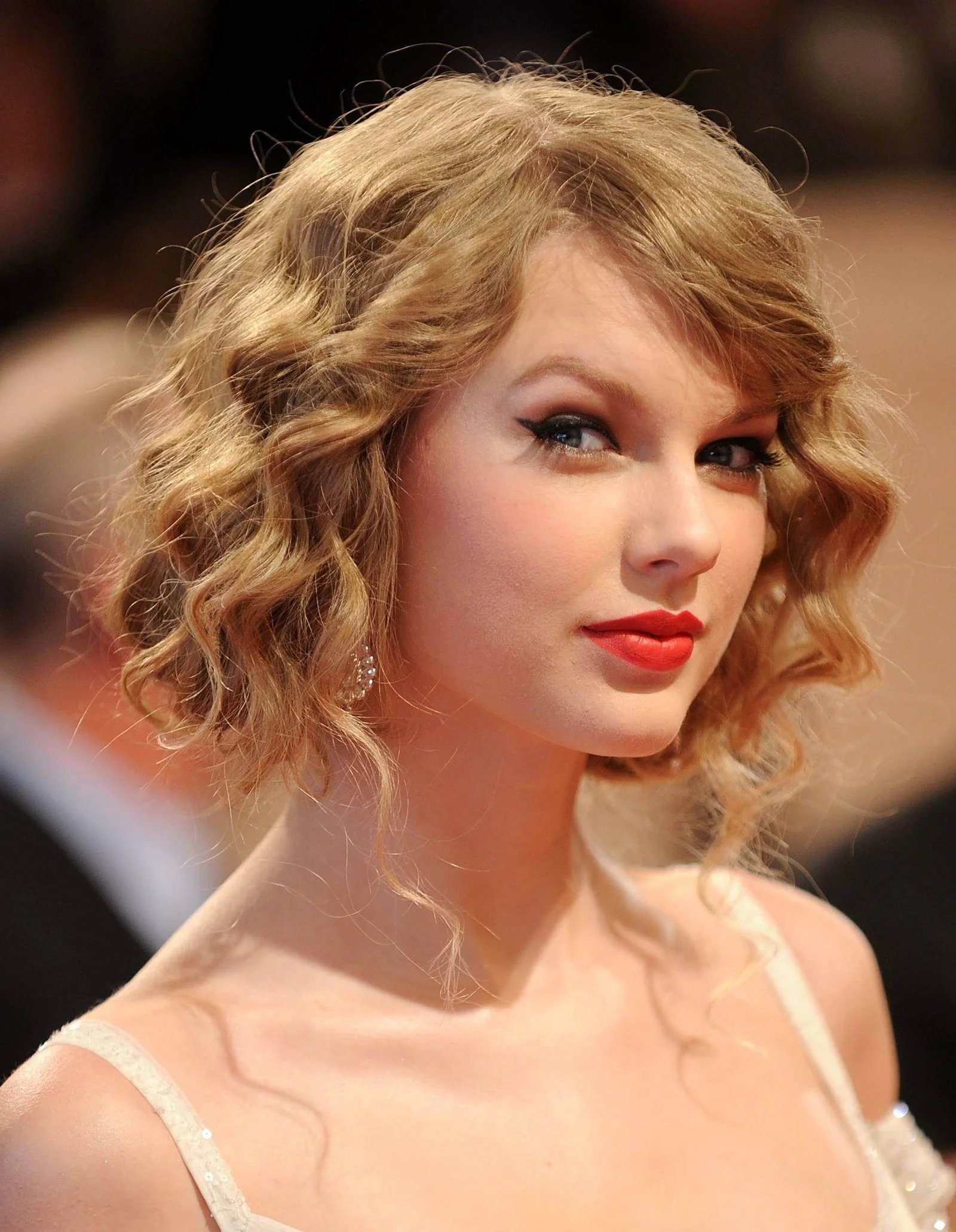 Curly Hairstyles for Prom