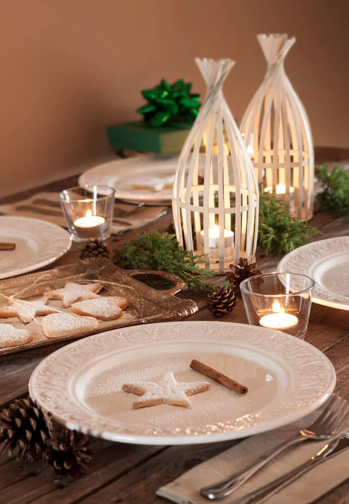 Minimal Rustic Christmas Table