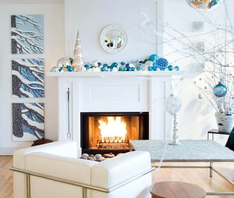 Modern Style Christmas Mantel Decoration