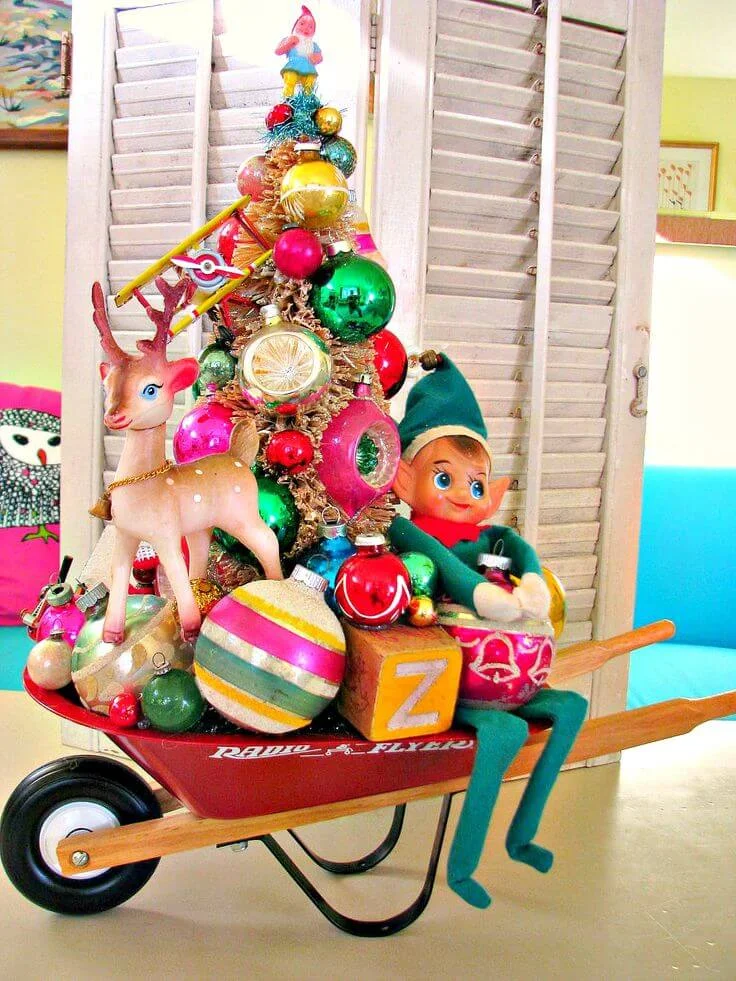 Vintage Front Porch Tree Decor