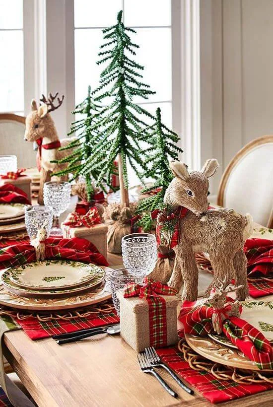 Winter Woods Display Christmas Table