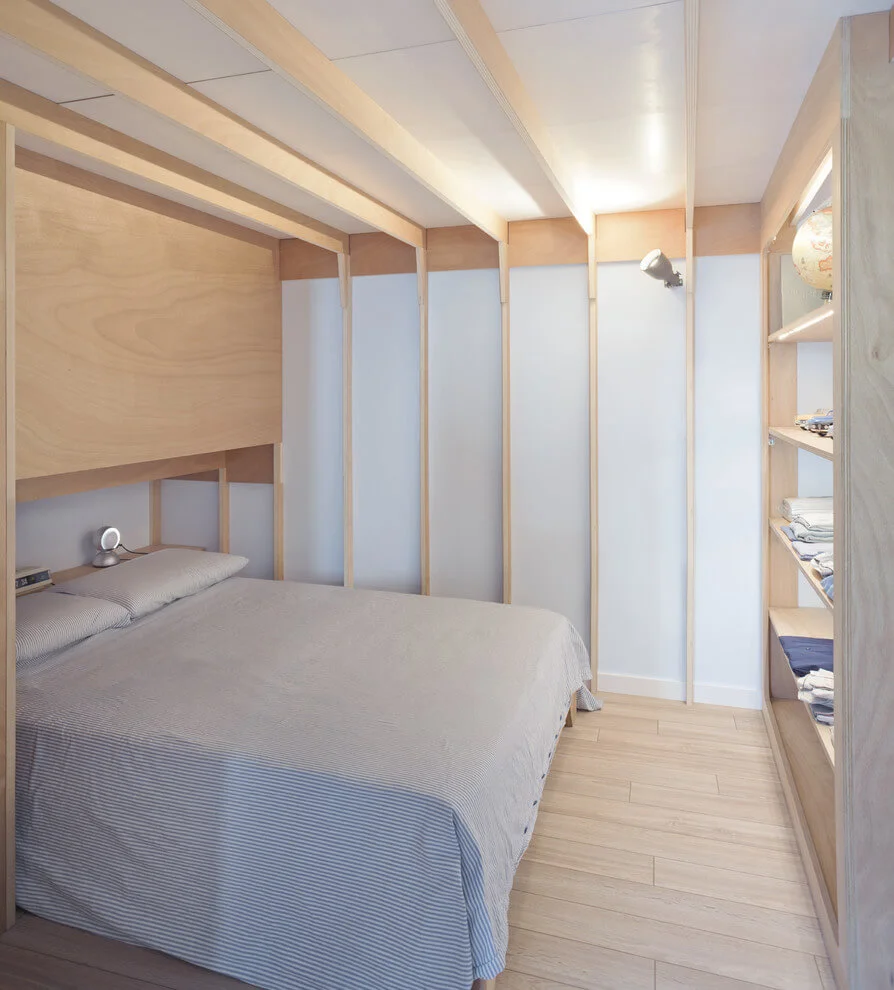 Cabin Style Small Space Bedroom