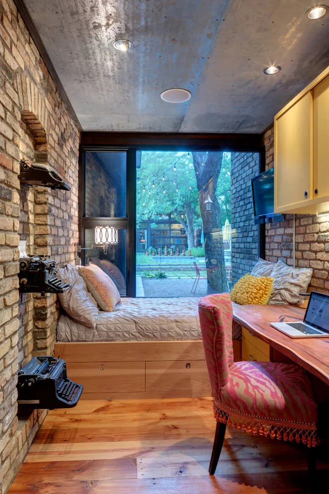 Eclectic Small Space Bedroom Decor